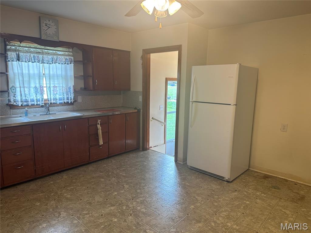Village/Steeleville - Residential