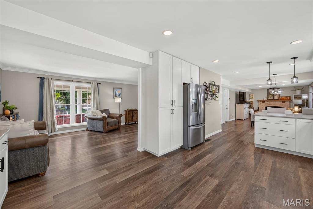 Westglen Village Add - Residential