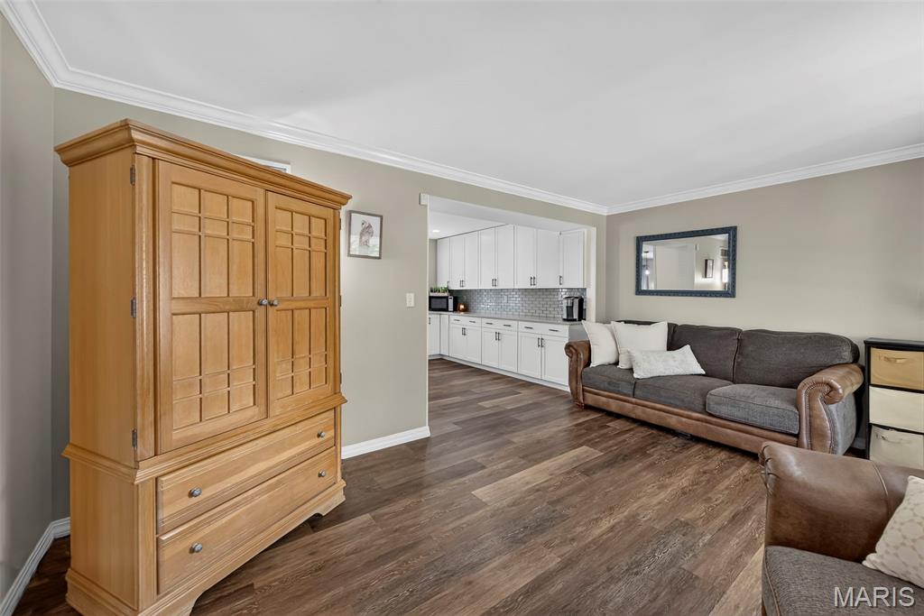 Westglen Village Add - Residential