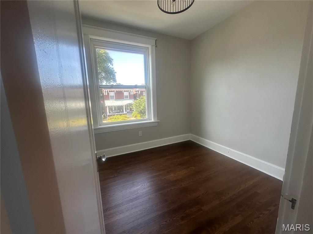 McCune & Vandeventer - Residential Income