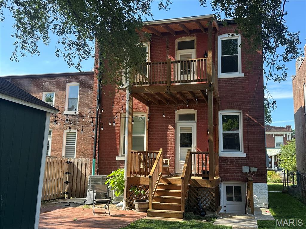 McCune & Vandeventer - Residential Income