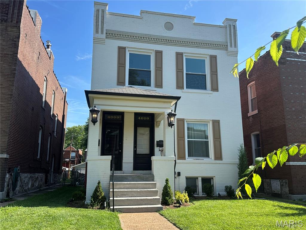 McCune & Vandeventer - Residential Income