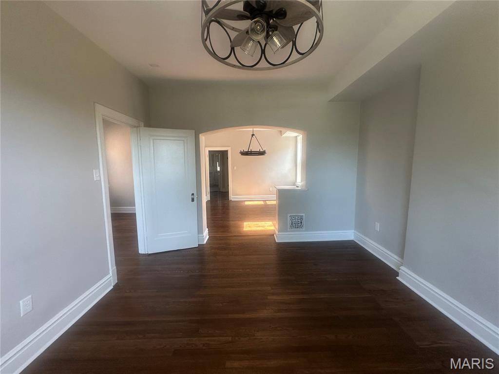 McCune & Vandeventer - Residential Income