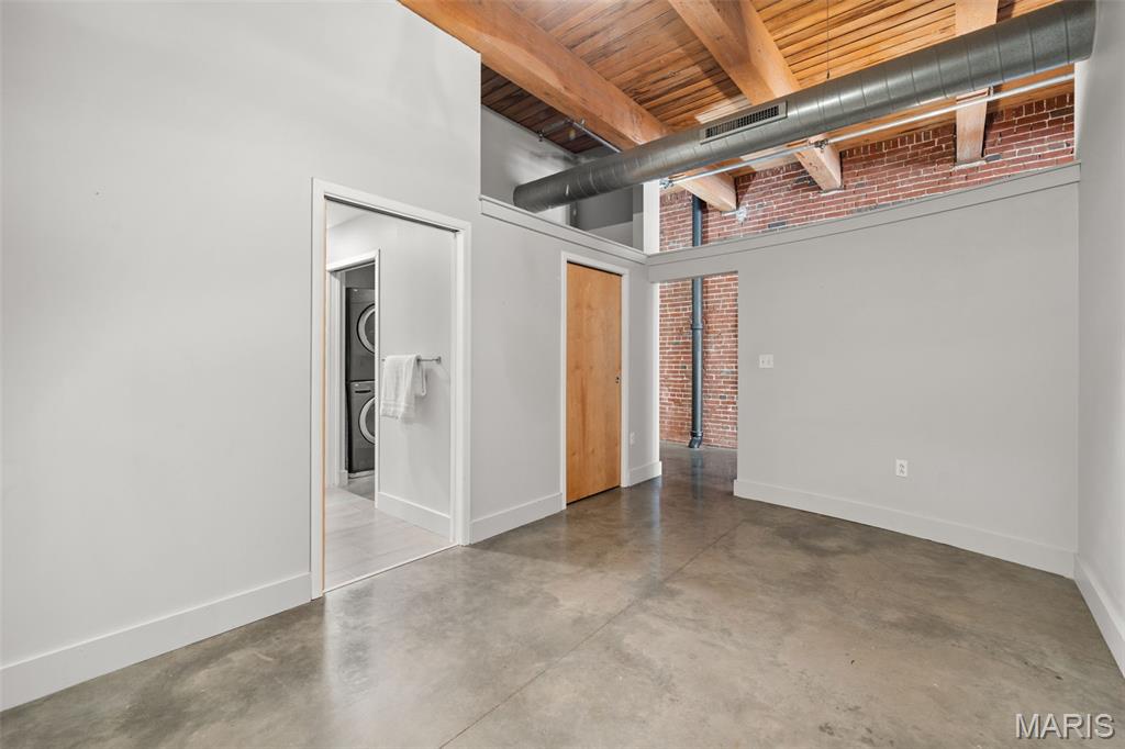 Lucas Lofts Condos - Residential