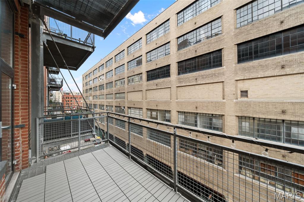 Lucas Lofts Condos - Residential