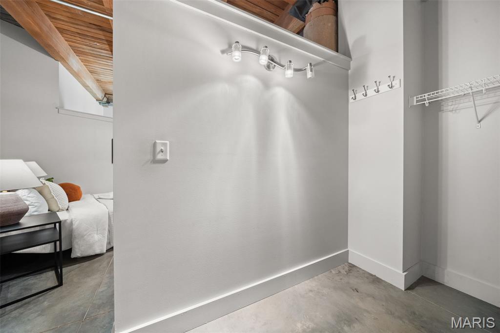 Lucas Lofts Condos - Residential