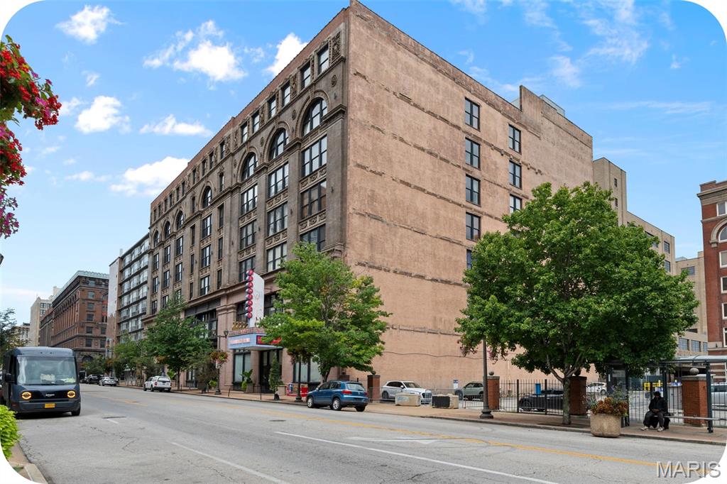 Lucas Lofts Condos - Residential