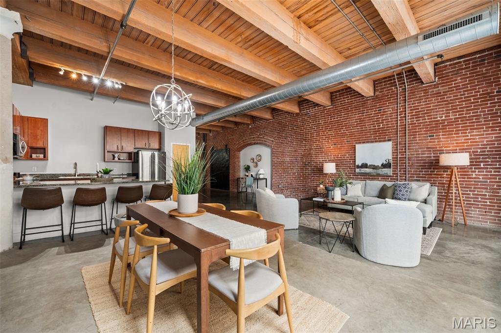 Lucas Lofts Condos - Residential