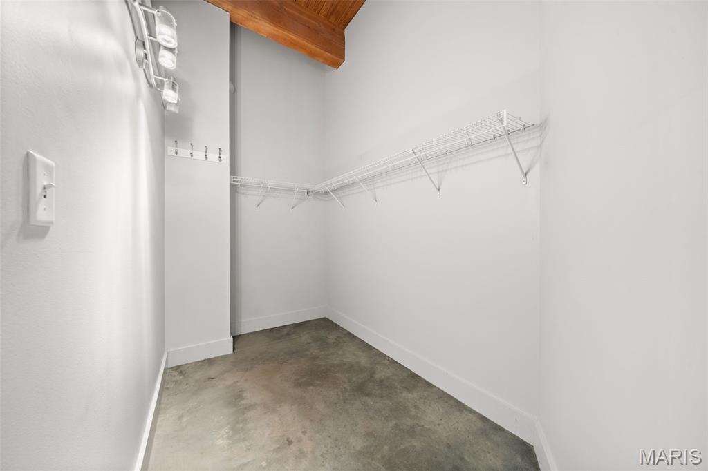 Lucas Lofts Condos - Residential