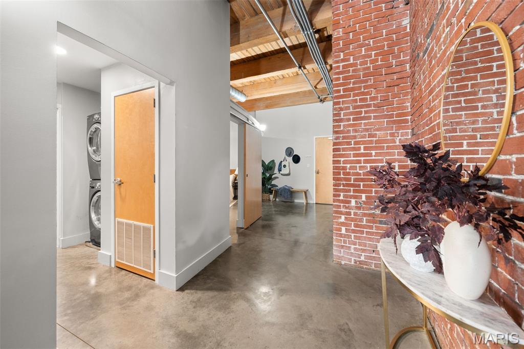Lucas Lofts Condos - Residential