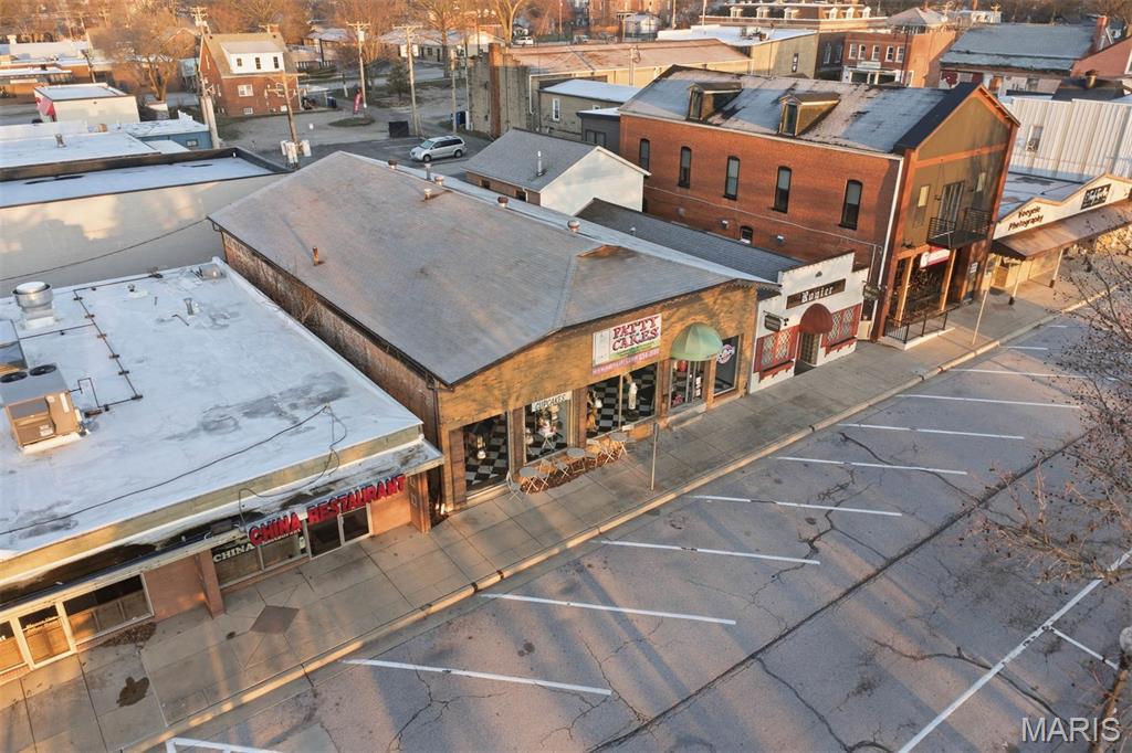 City/Hlnd - Commercial Sale
