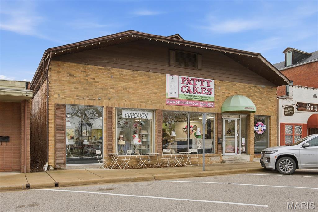 City/Hlnd - Commercial Sale