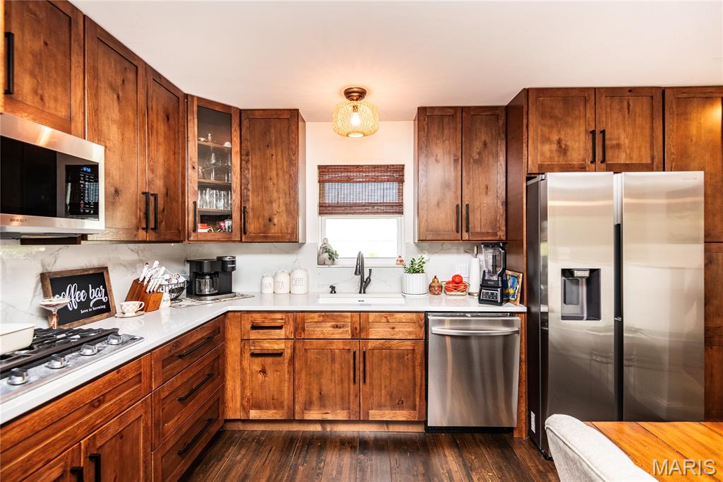 Bentley Manor - Residential