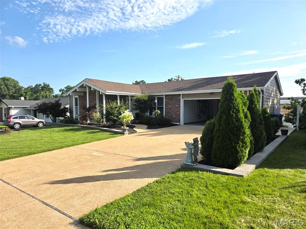 Bentley Manor - Residential