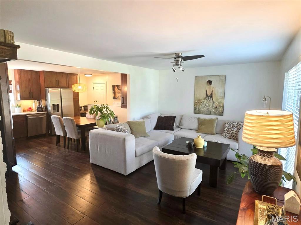 Bentley Manor - Residential