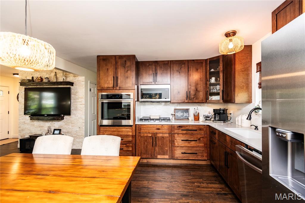 Bentley Manor - Residential