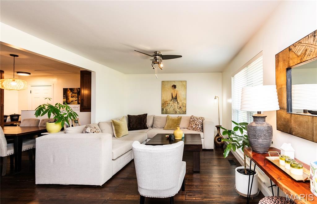 Bentley Manor - Residential