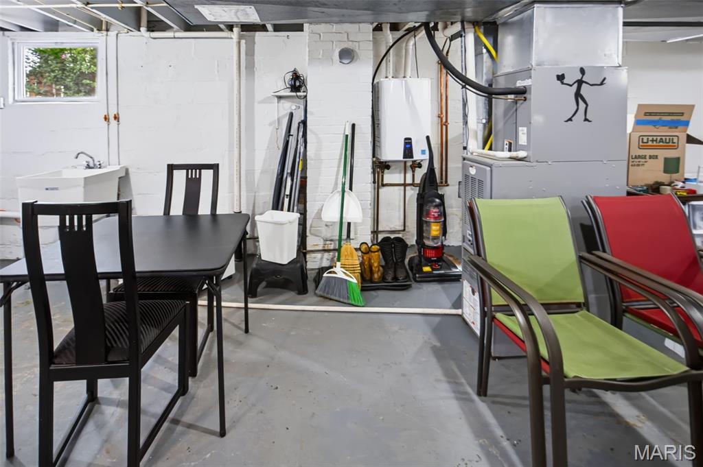 Le Claire Add - Residential