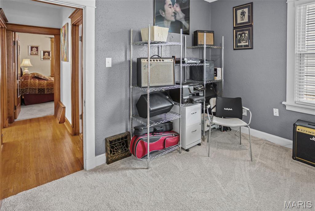 Le Claire Add - Residential