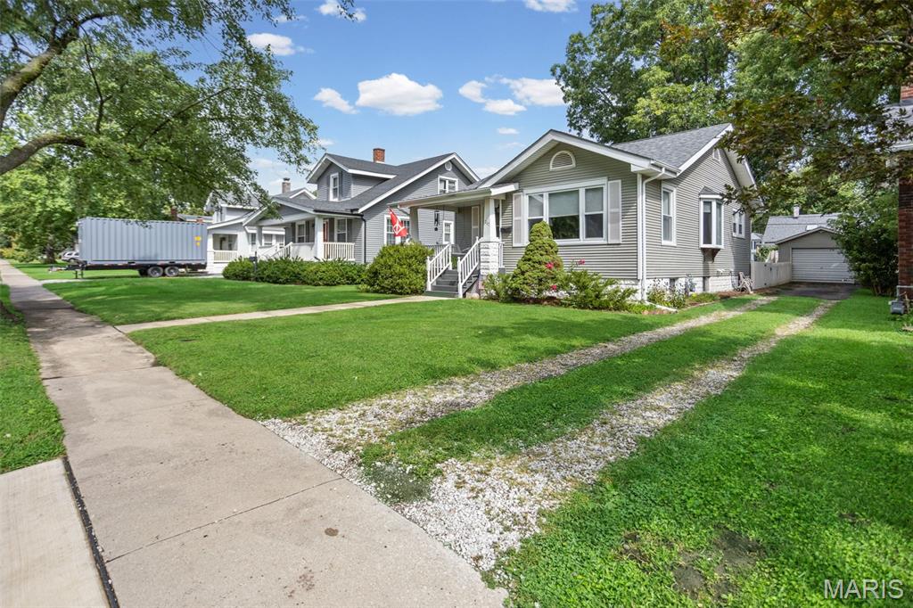 Le Claire Add - Residential
