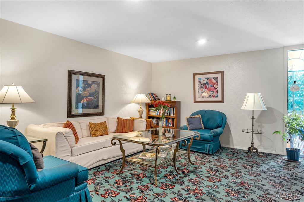 Manors Of Broadmoor Condo Apartmen - Residential