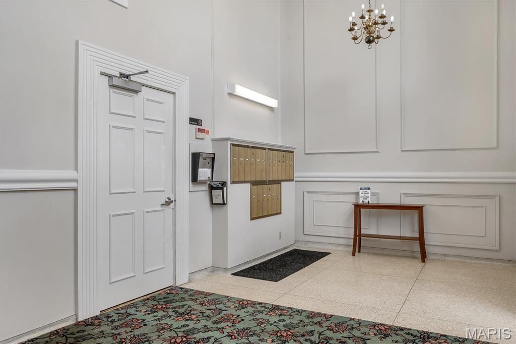 Manors Of Broadmoor Condo Apartmen - Residential