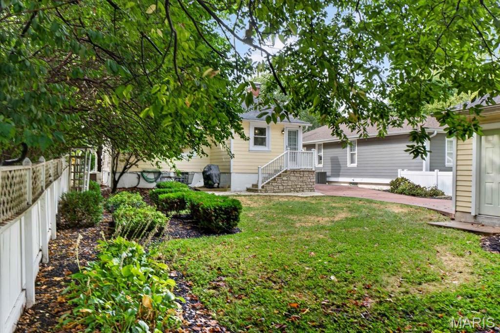 Tuxedo Park - Residential