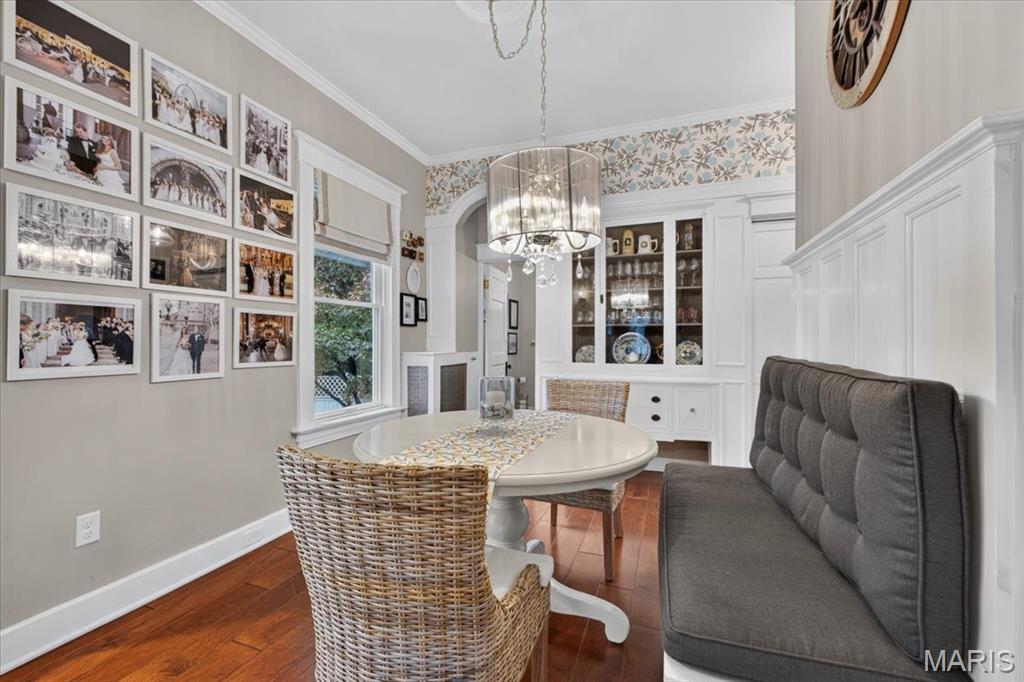 Tuxedo Park - Residential