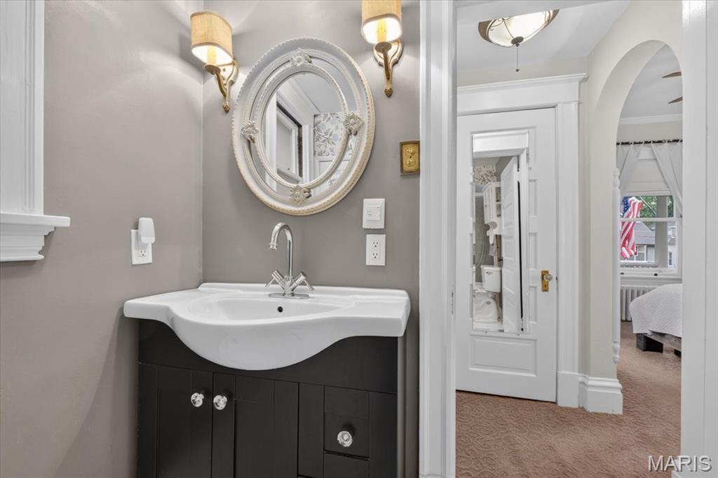 Tuxedo Park - Residential