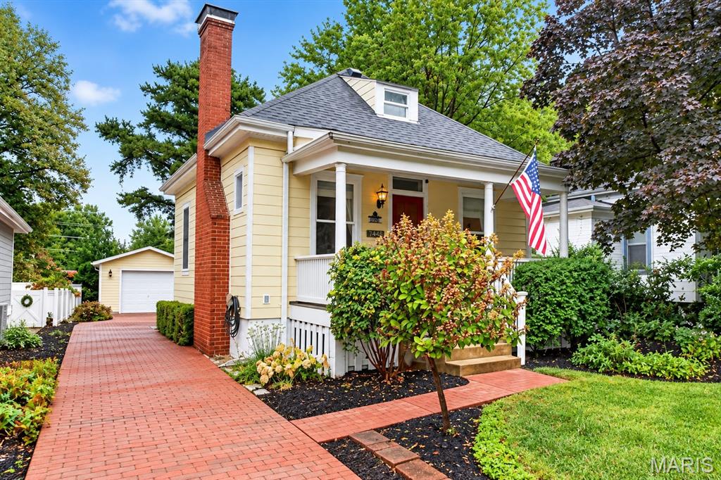 Tuxedo Park - Residential