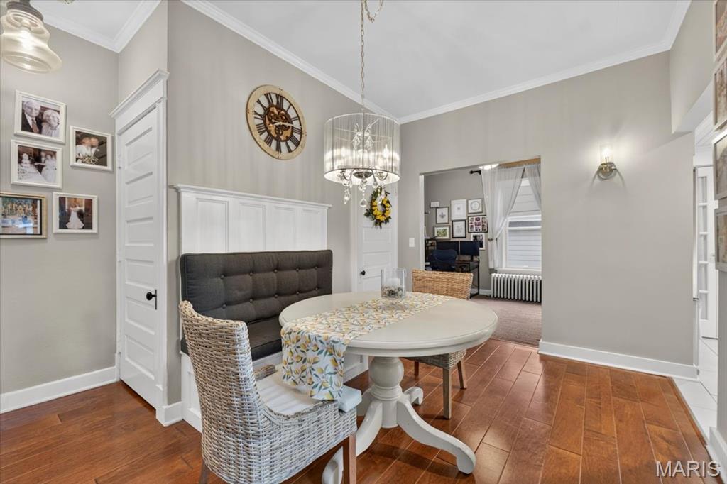 Tuxedo Park - Residential