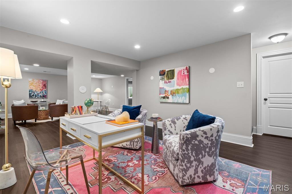 Manhattan Heights - Residential
