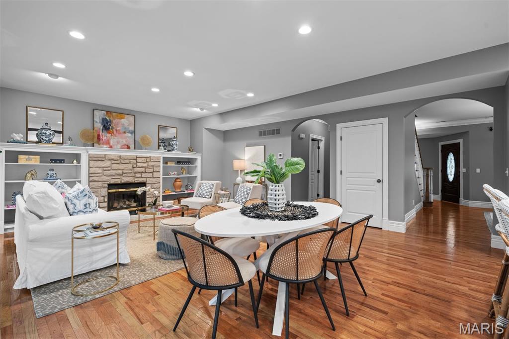 Manhattan Heights - Residential
