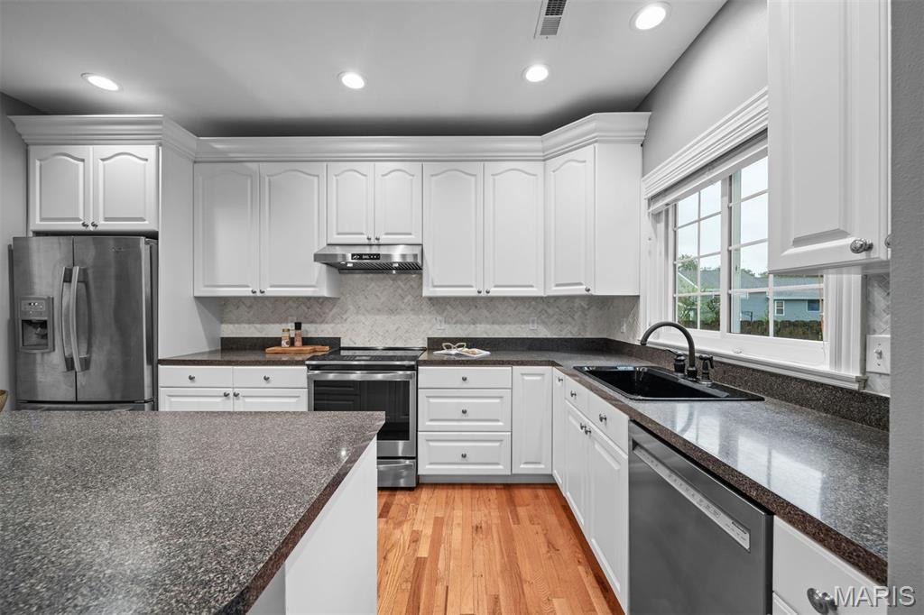 Manhattan Heights - Residential