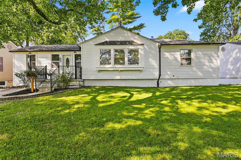 Beautifully rehabbed 3-bedroom, 1.5-bath home ready for its next owner! This home has been thoughtfully updated from top to bottom, blending modern finishes with classic St. Louis charm. Enjoy a bright, open living space, updated kitchen, and refreshed bathrooms throughout. The fully fenced backyard offers privacy and space to relax, entertain, or let the kids and pets roam free. Move-in ready — just bring your furniture! Don't miss this turnkey opportunity in a great location. Schedule your showing today!