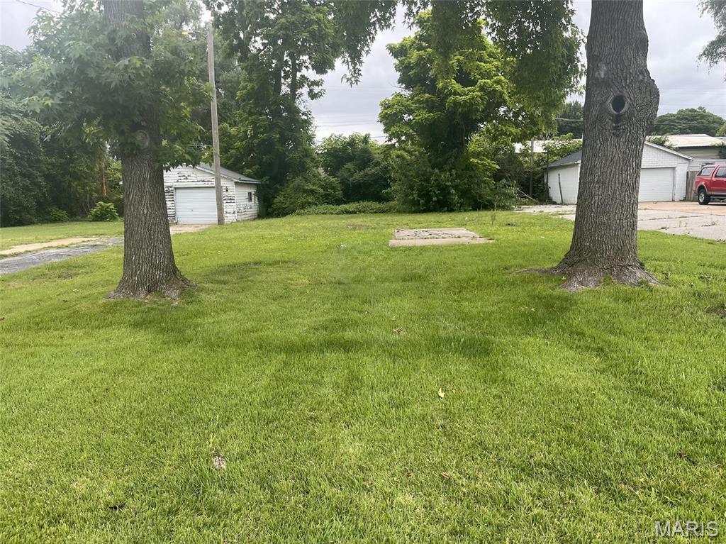 Vacant Lot Approximately 60 X 140,  8,712 SF 0.2 Acres. Street Access.