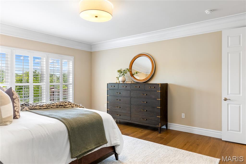 Villas At Meadowbrook The - Residential