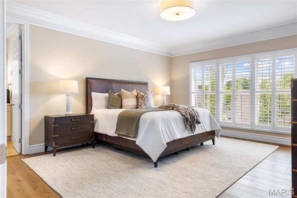 Villas At Meadowbrook The - Residential