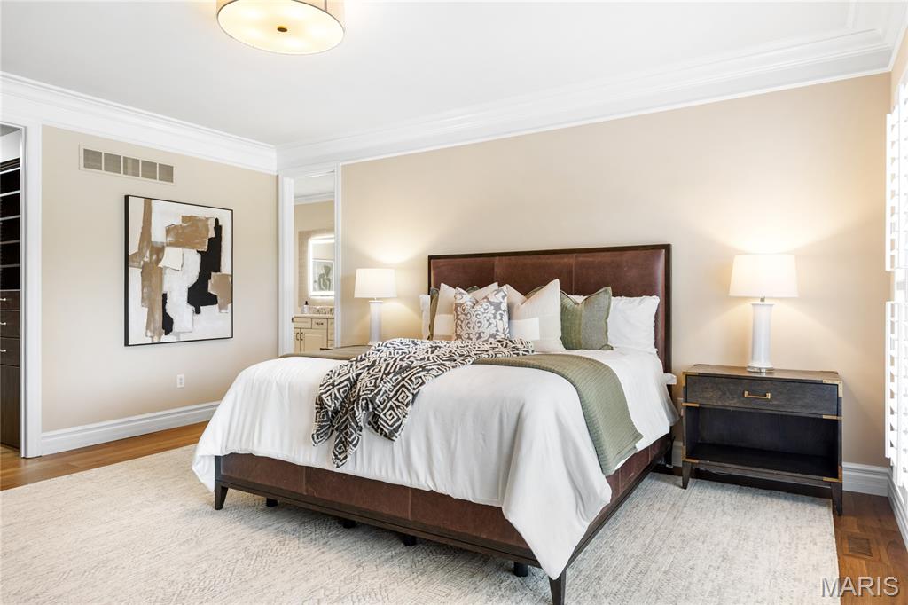 Villas At Meadowbrook The - Residential
