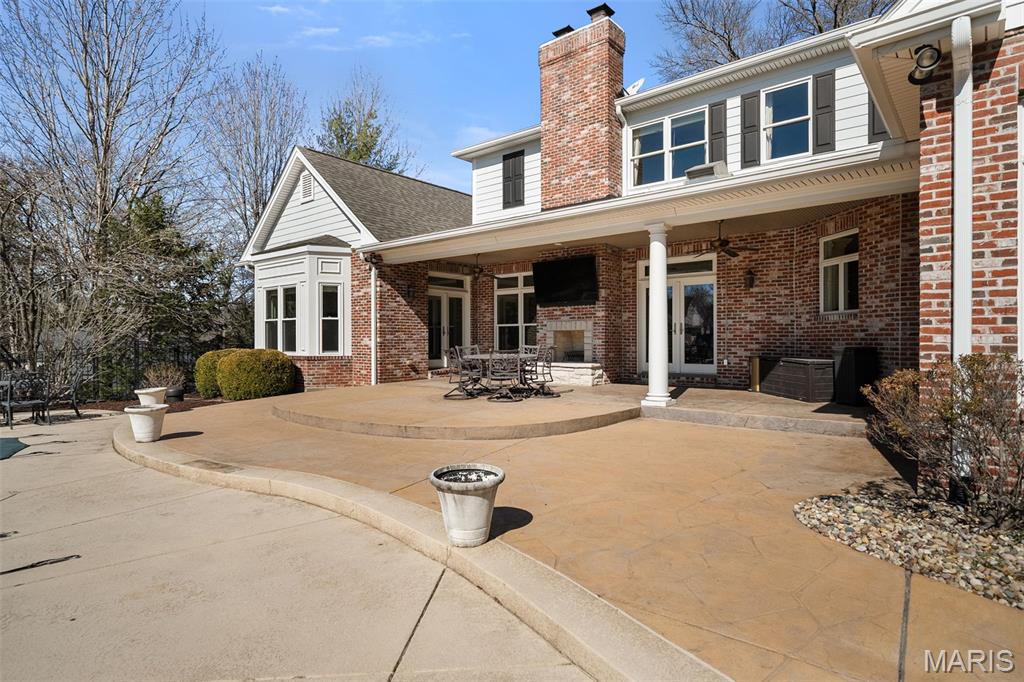 Outer Ladue Drive - Residential