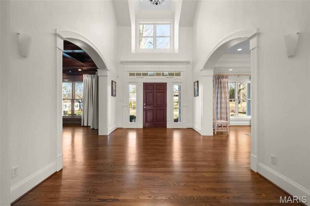 Outer Ladue Drive - Residential