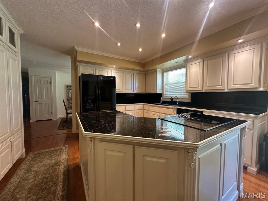 Ridgetop Acres - Residential