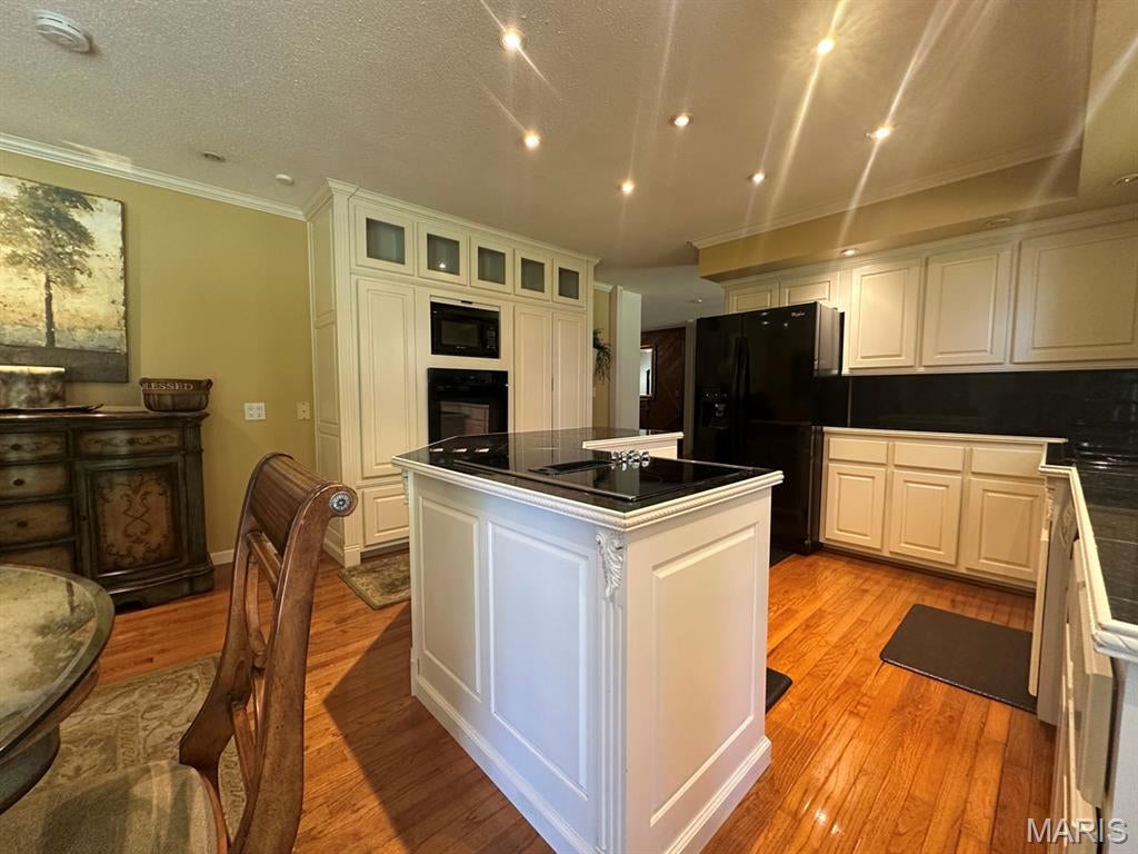 Ridgetop Acres - Residential