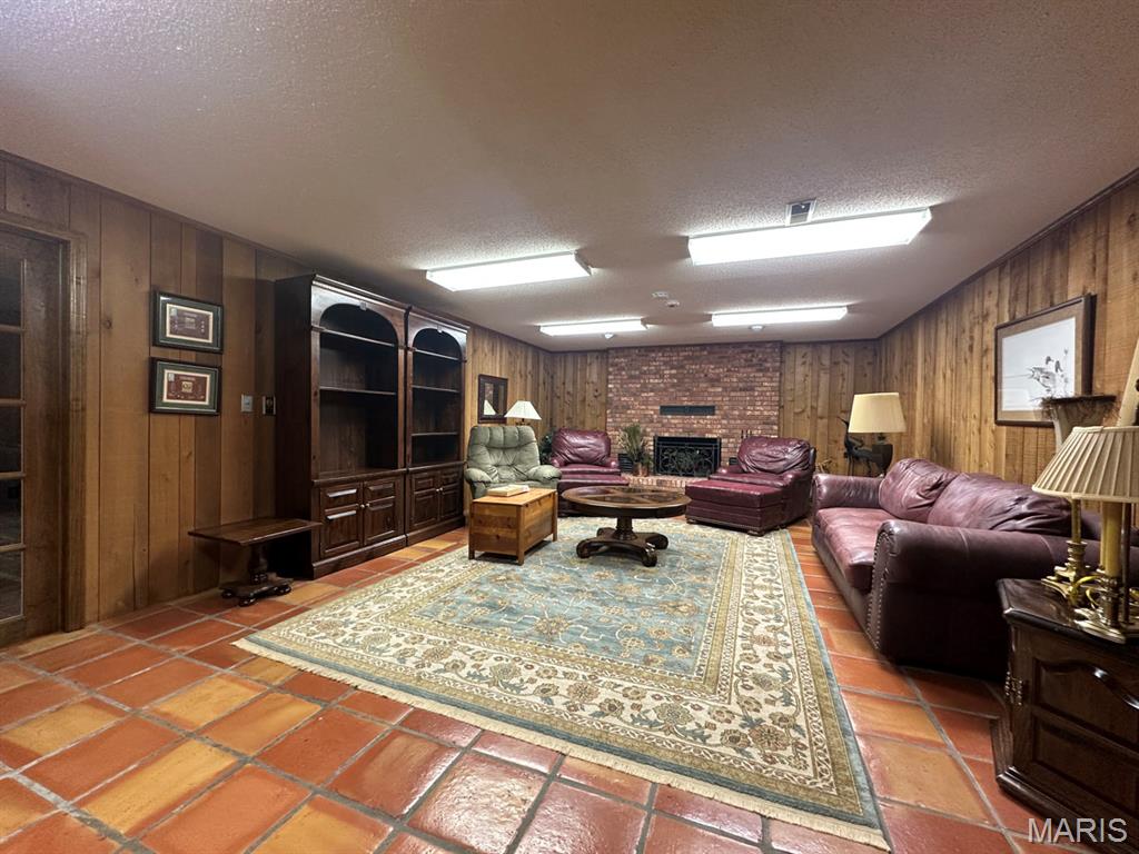 Ridgetop Acres - Residential