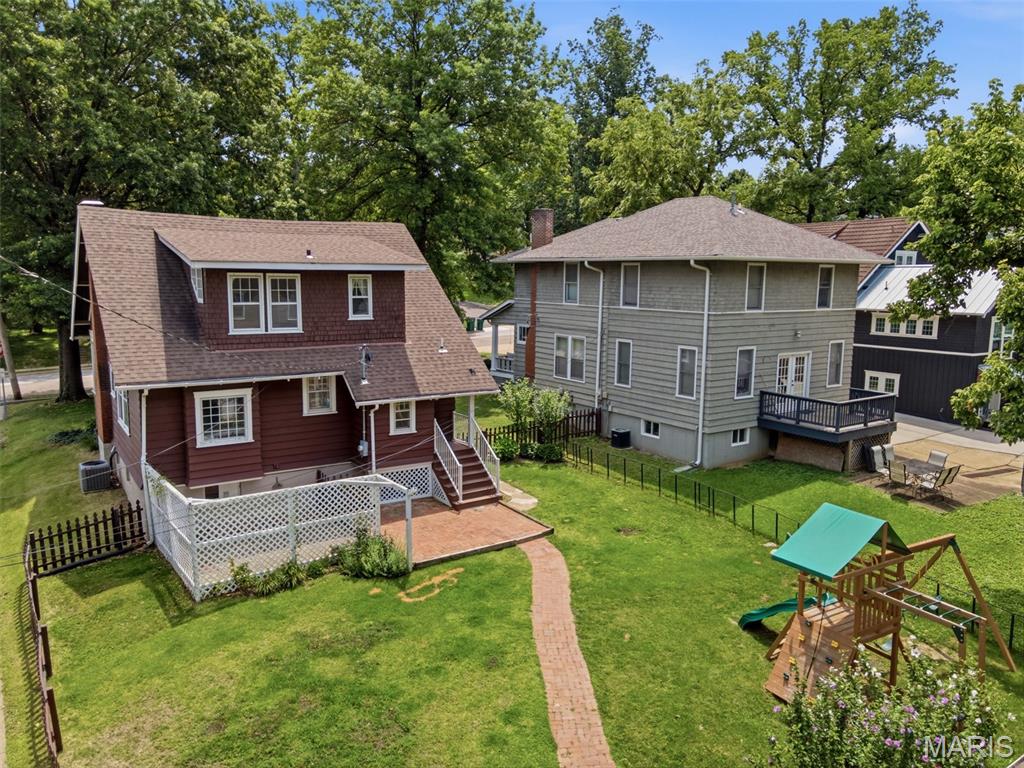 Elm Place - Residential