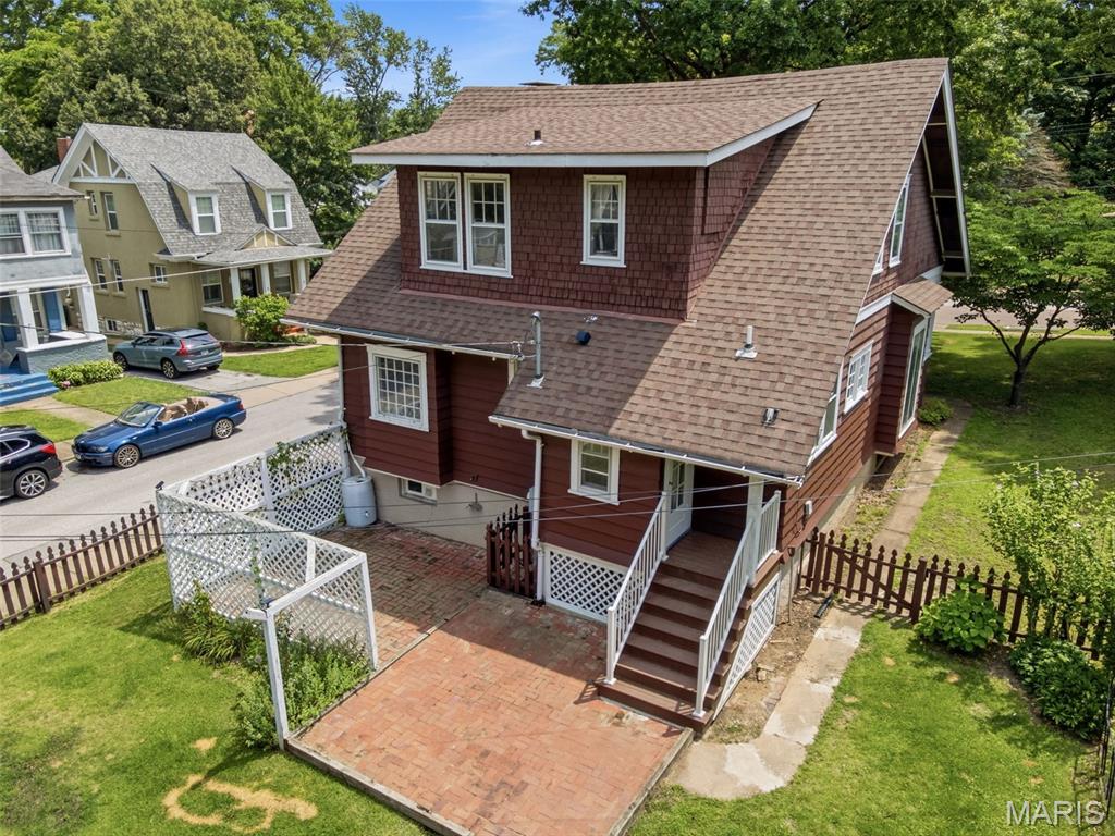 Elm Place - Residential