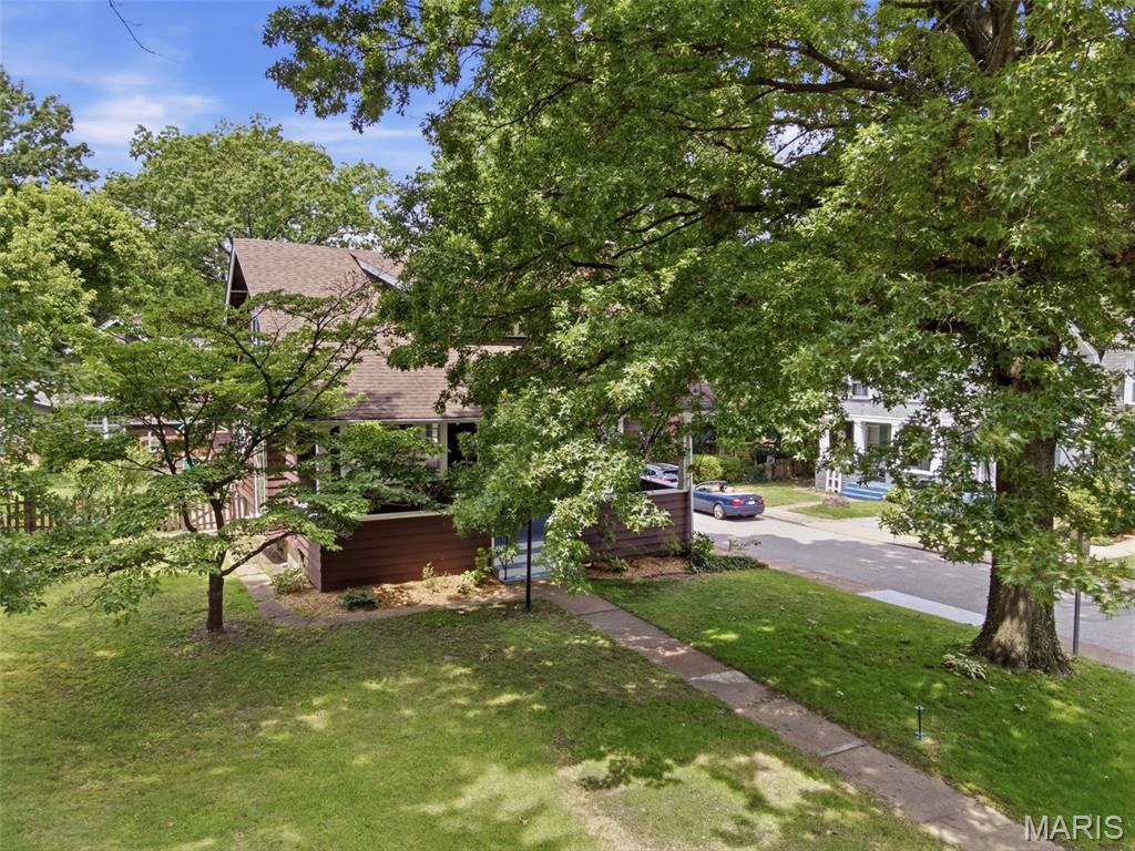 Elm Place - Residential
