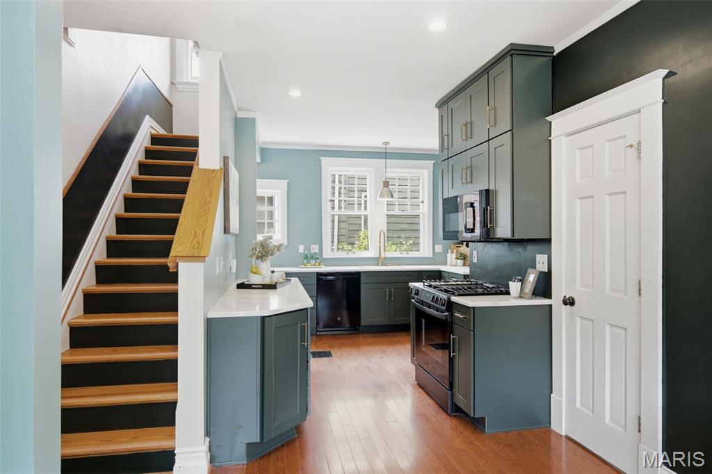 Elm Place - Residential