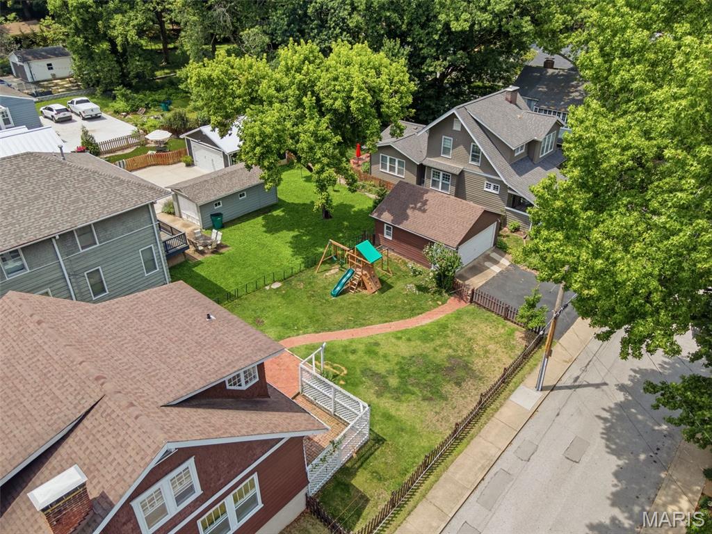 Elm Place - Residential