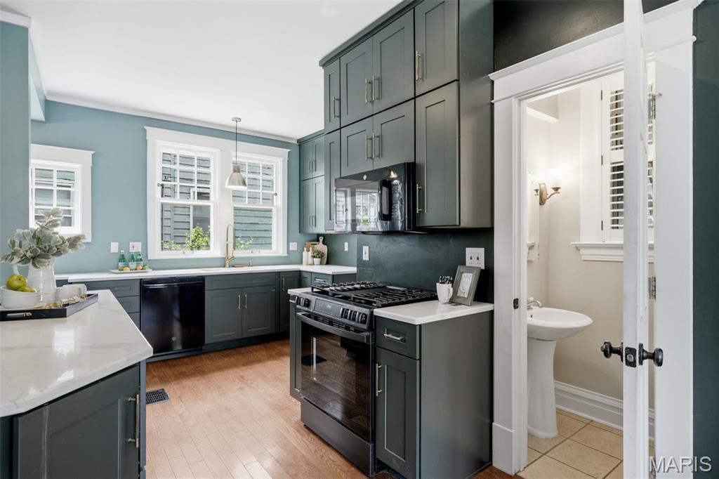 Elm Place - Residential